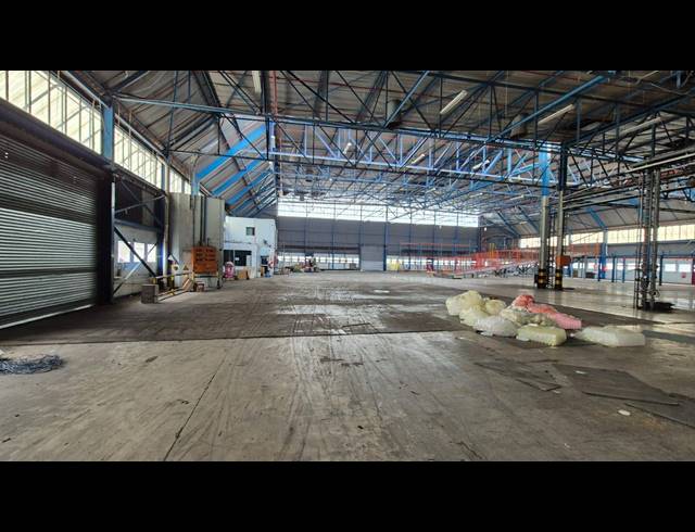 4,970M² FACTORY TO LET IN WESTMEAD